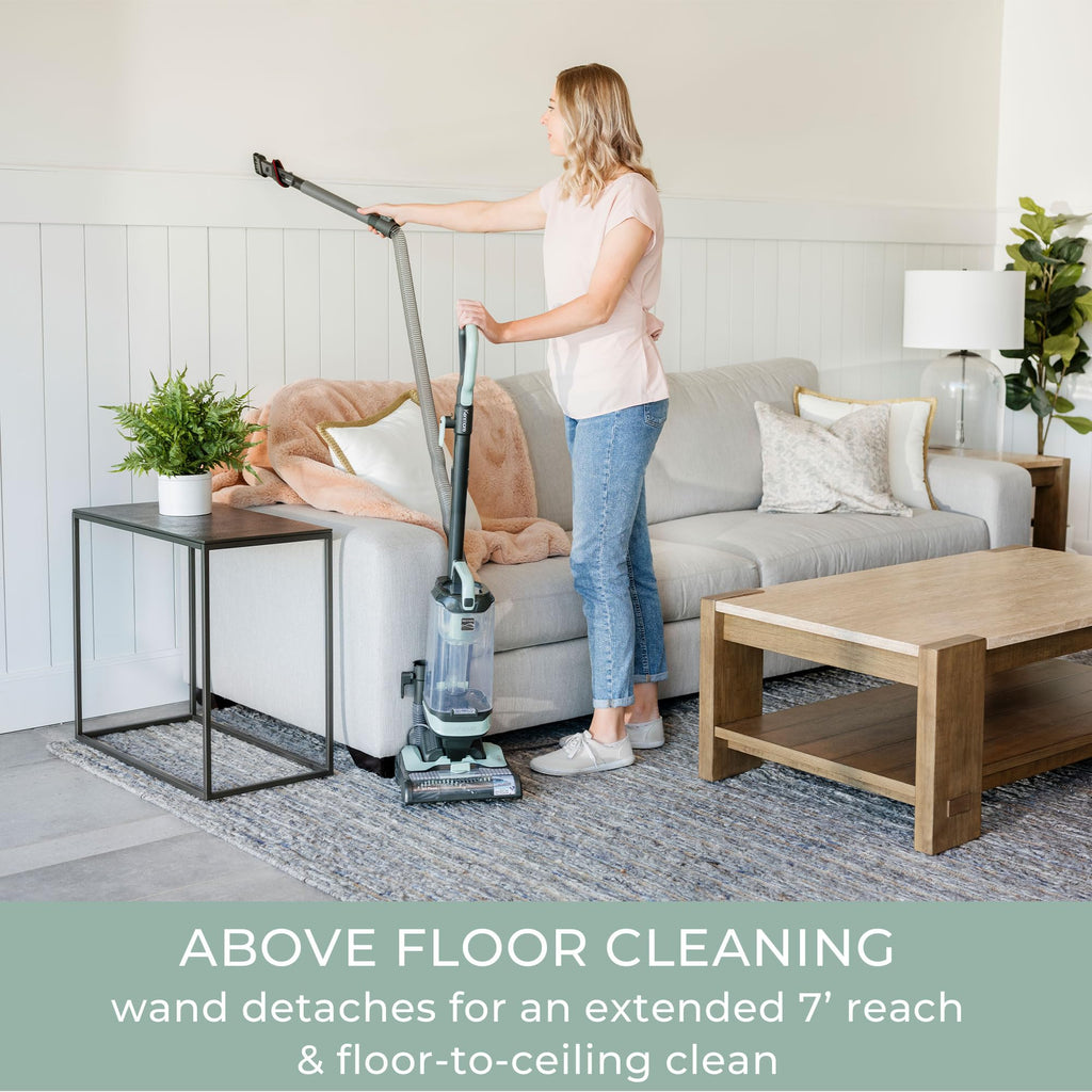 Bagless Upright Vacuum G566377